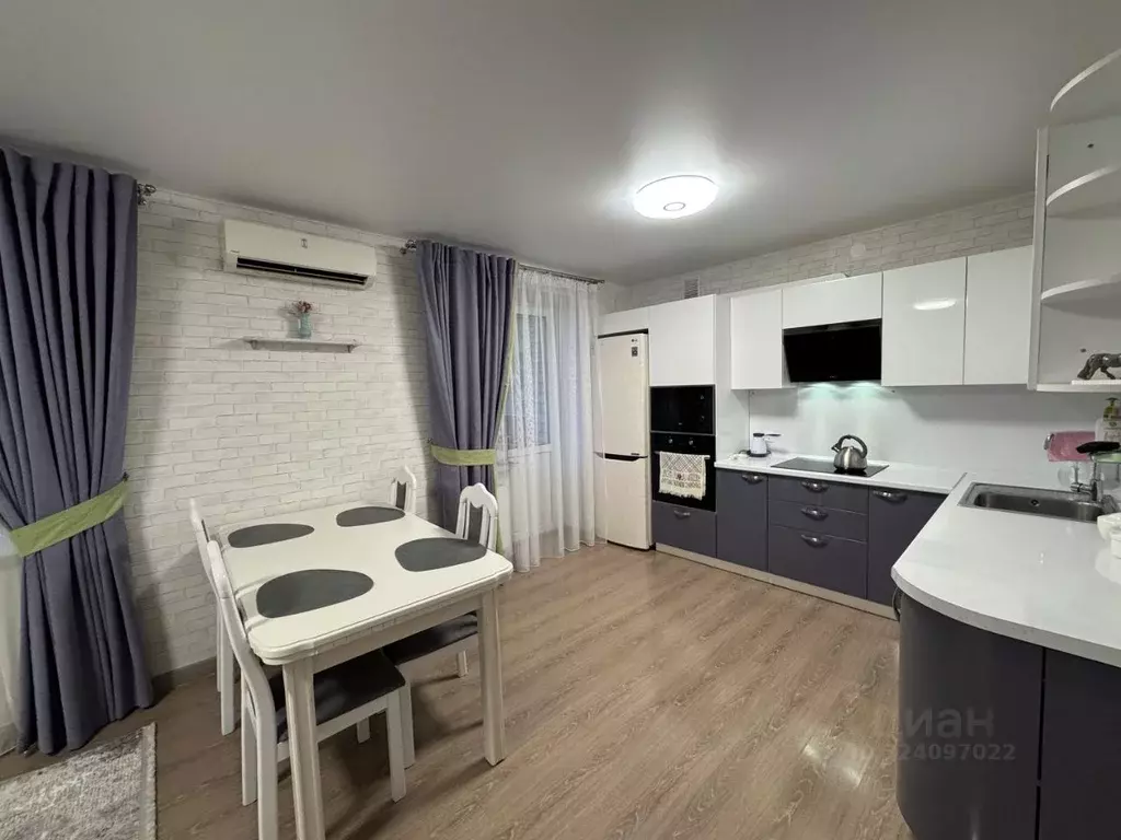 3-к кв. Вологодская область, Череповец ул. Монтклер, 3А (85.7 м) - Фото 1