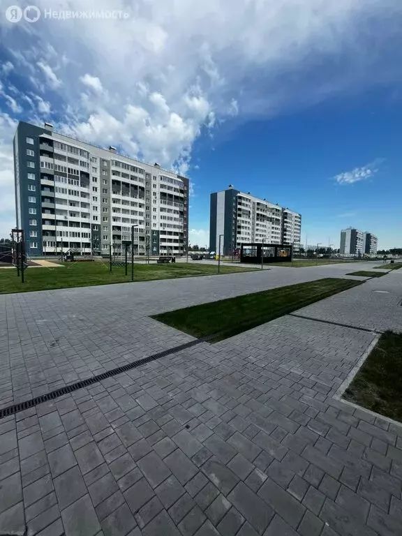 1-комнатная квартира: Тюмень, улица Героев Космоса, 9 (40.1 м) - Фото 1