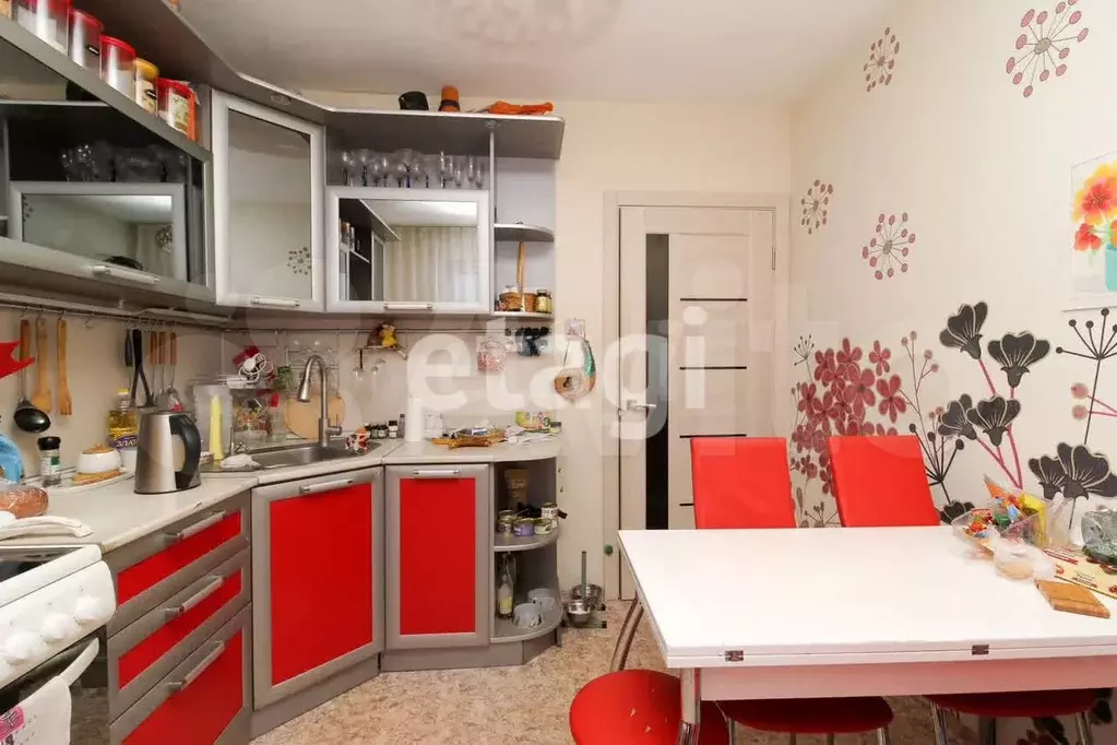 2-к. квартира, 68 м, 1/10 эт. - Фото 1