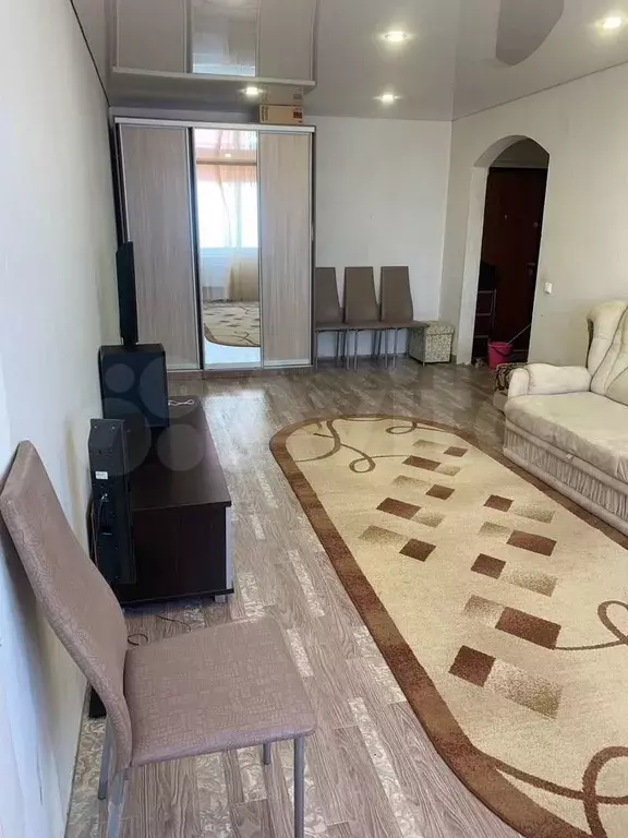 1-к. квартира, 40 м, 13/14 эт. - Фото 0