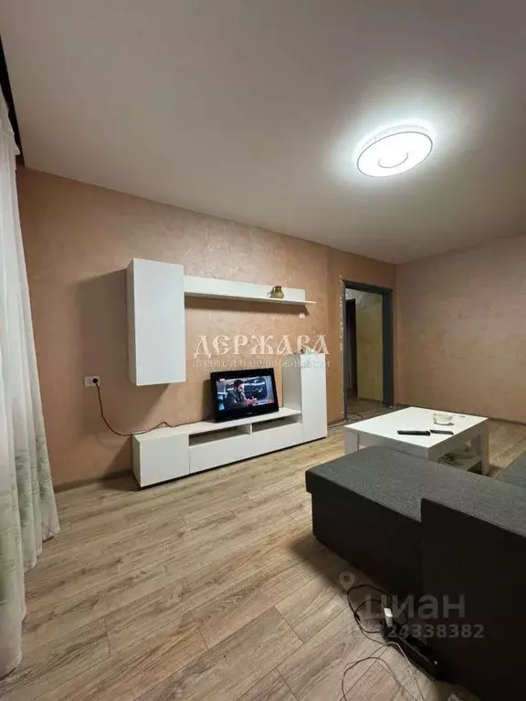 3-к кв. Белгородская область, Старый Оскол Юность мкр, 4 (62.0 м) - Фото 2