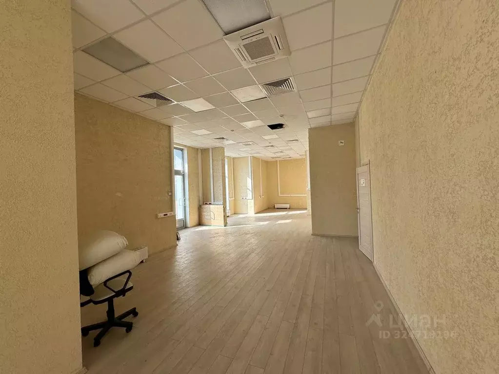Помещение свободного назначения в Москва ул. Дмитрия Ульянова, 45 (177 ... - Фото 2