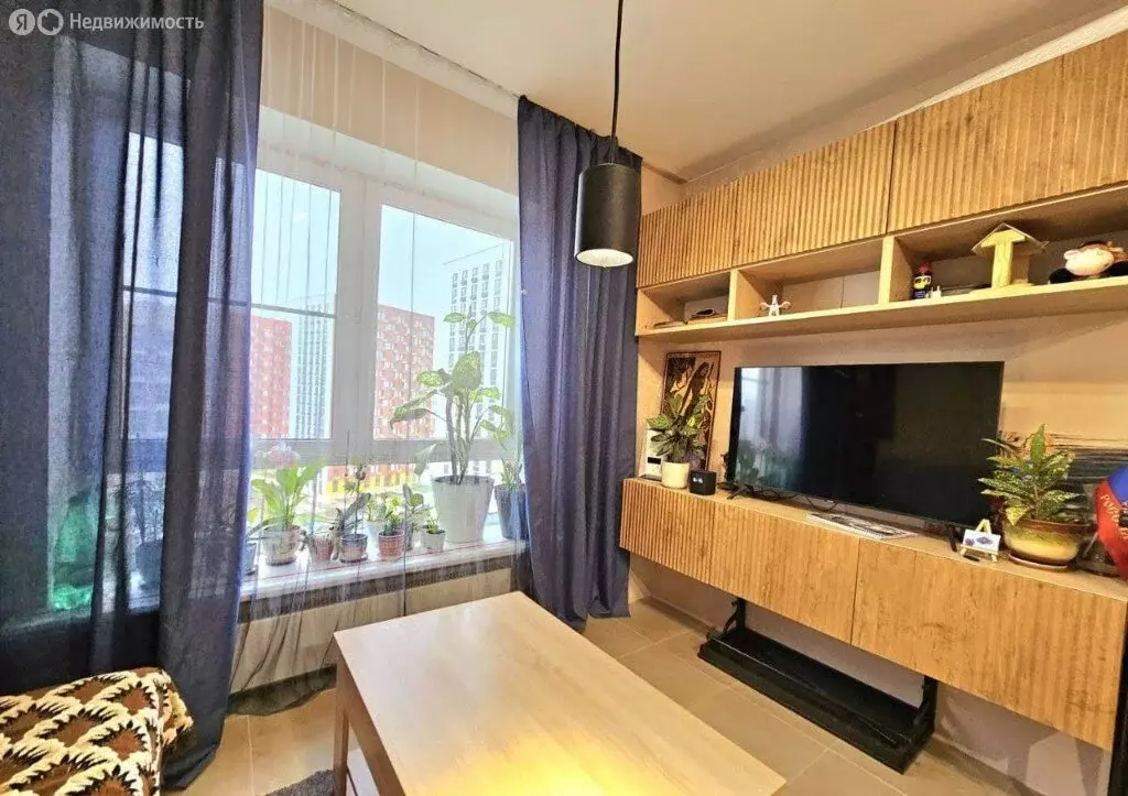 3-комнатная квартира: Москва, улица Вертолётчиков, 21к3 (93 м) - Фото 1