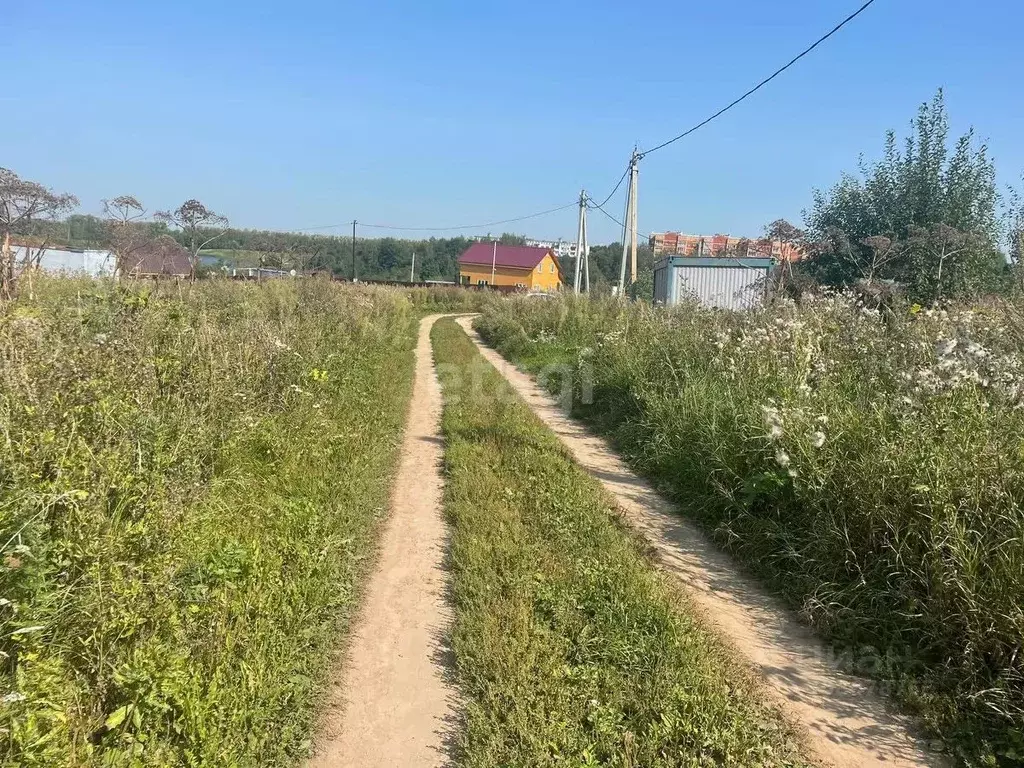 Участок в Московская область, Дмитровский городской округ, д. ... - Фото 0