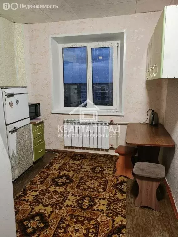 3-комнатная квартира: Саяногорск, микрорайон Интернациональный, 8 ... - Фото 2