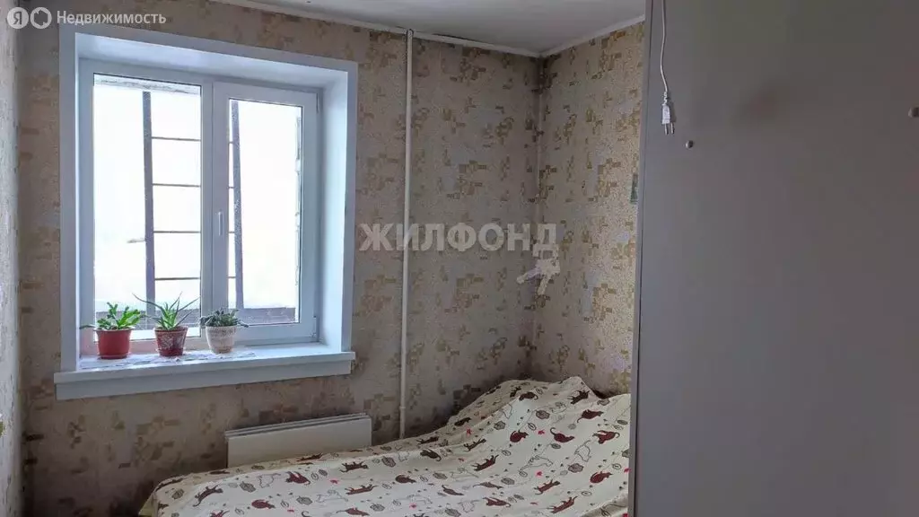 4-комнатная квартира: Новосибирск, улица Чкалова, 74 (74.9 м) - Фото 0