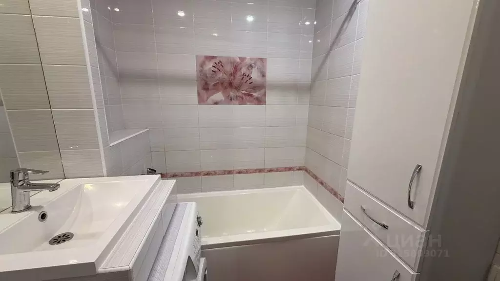 Студия Самарская область, Тольятти ул. 40 лет Победы, 51В (24.6 м) - Фото 1