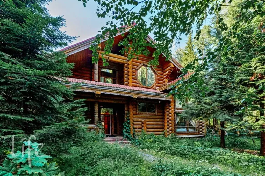 Коттедж в Московская область, Одинцовский городской округ, д. Жуковка, ... - Фото 1