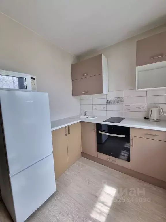 1-к кв. Кемеровская область, Новокузнецк Запорожская ул., 33 (36.0 м) - Фото 1