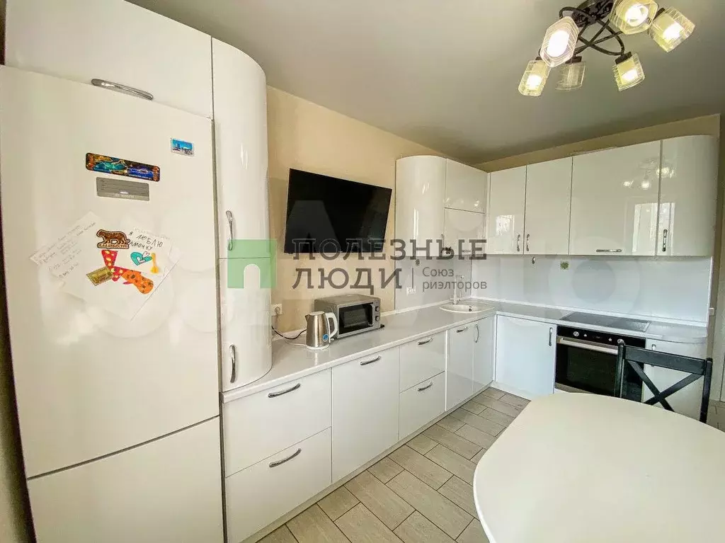 2-к. квартира, 85 м, 3/24 эт. - Фото 1