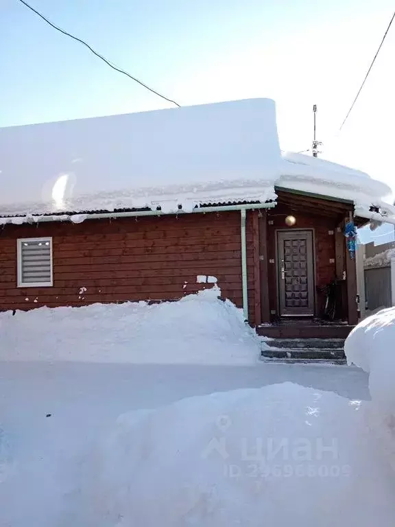 Дом в Иркутская область, Байкальск г. Слюдянский район, Байкальское ... - Фото 0