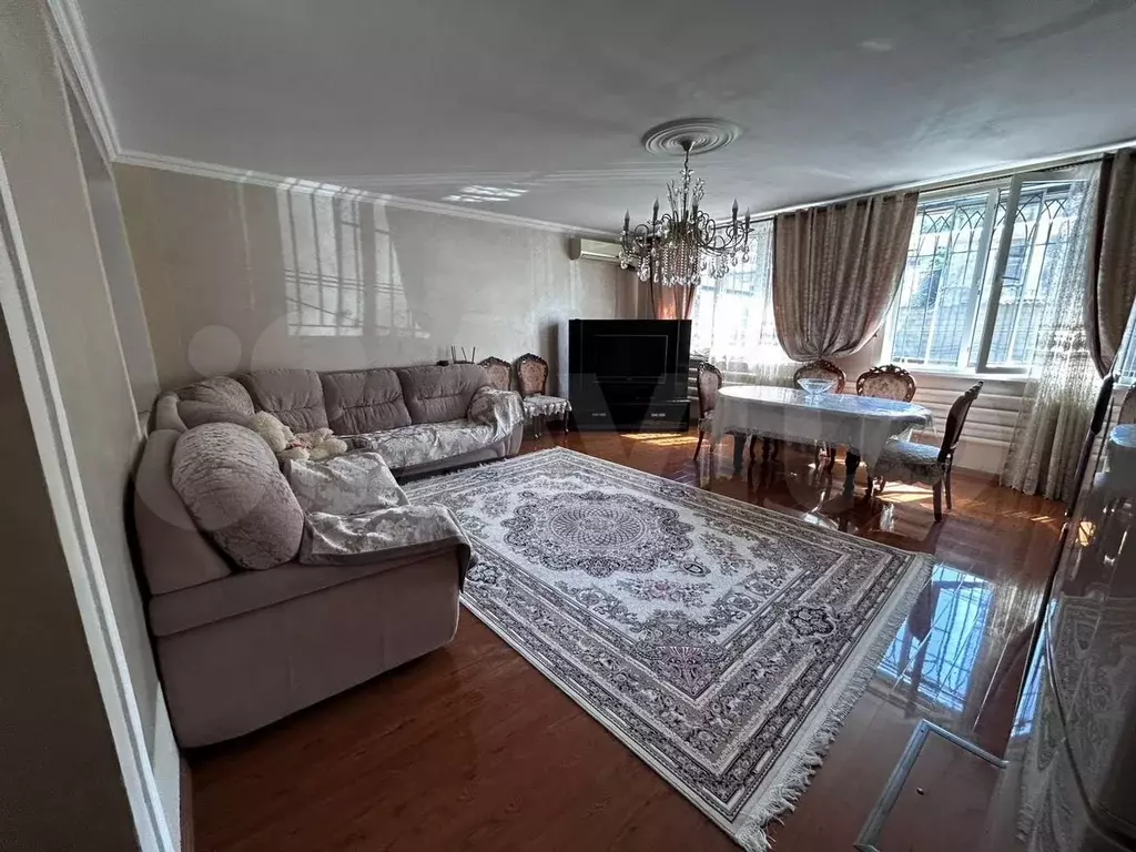 2-к. квартира, 59 м, 1/5 эт. - Фото 1