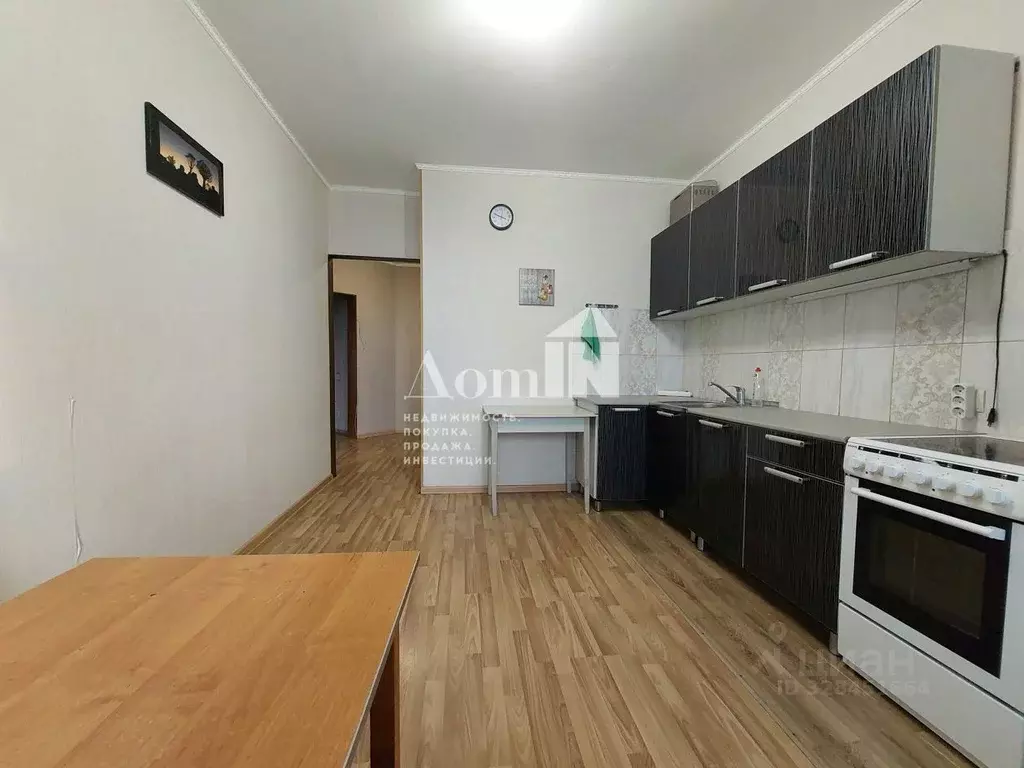 2-к кв. Санкт-Петербург Белградская ул., 54к1 (77.4 м) - Фото 1