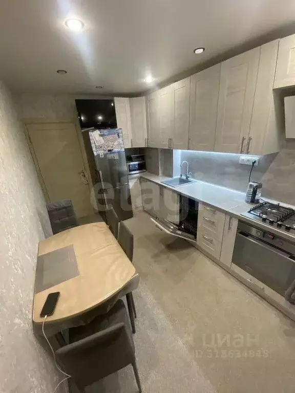 3-к кв. Татарстан, Казань ул. Челюскина, 35 (70.0 м) - Фото 1
