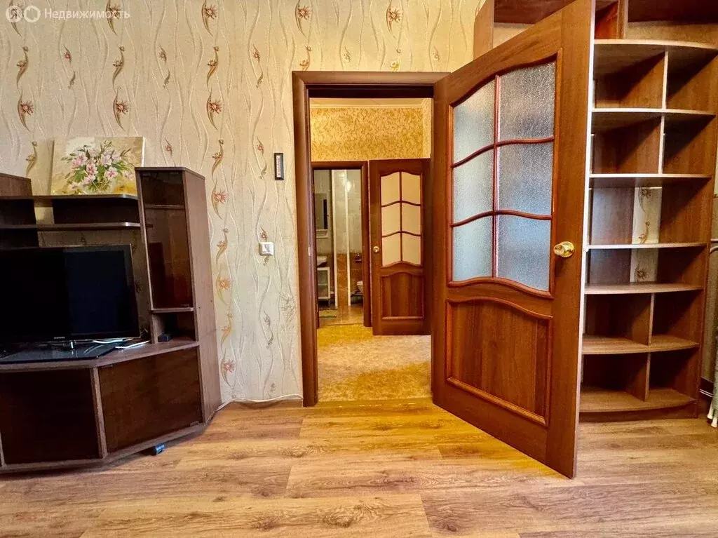 1-комнатная квартира: Бугры, Школьная улица, 4к1 (40 м) - Фото 1