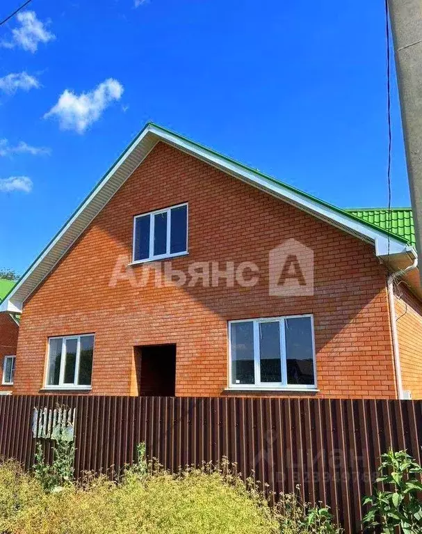 Дом в Краснодарский край, Усть-Лабинск ул. Лабинская (315 м) - Фото 2