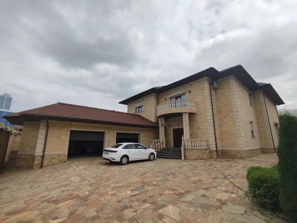 Помещение свободного назначения в Татарстан, Набережные Челны ул. ... - Фото 2