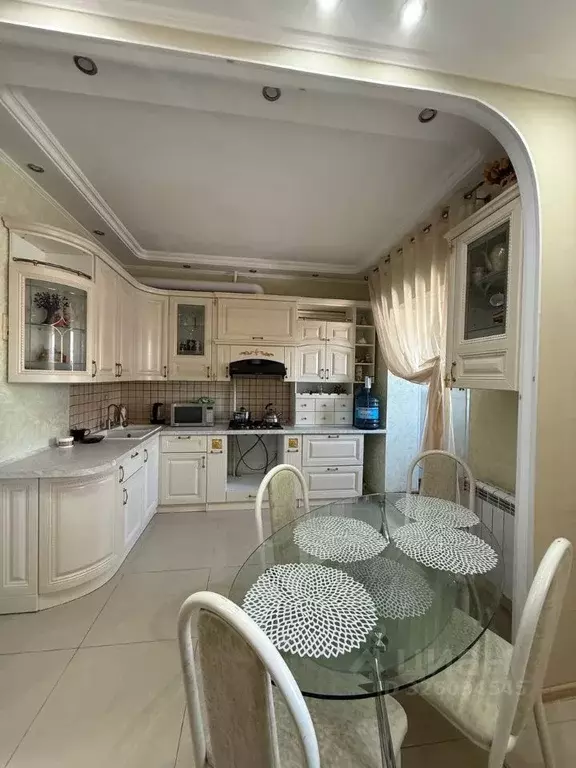 3-к кв. Астраханская область, Астрахань ул. Николая Островского, 4 ... - Фото 2