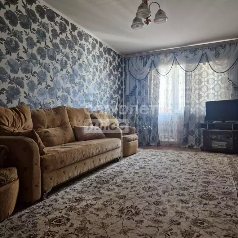 3-к кв. Курская область, Курск просп. Вячеслава Клыкова, 6 (76.5 м) - Фото 0