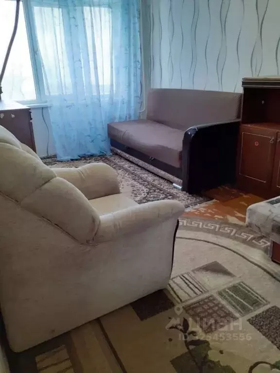 Комната Челябинская область, Челябинск ул. Кузнецова, 17 (18.0 м) - Фото 2