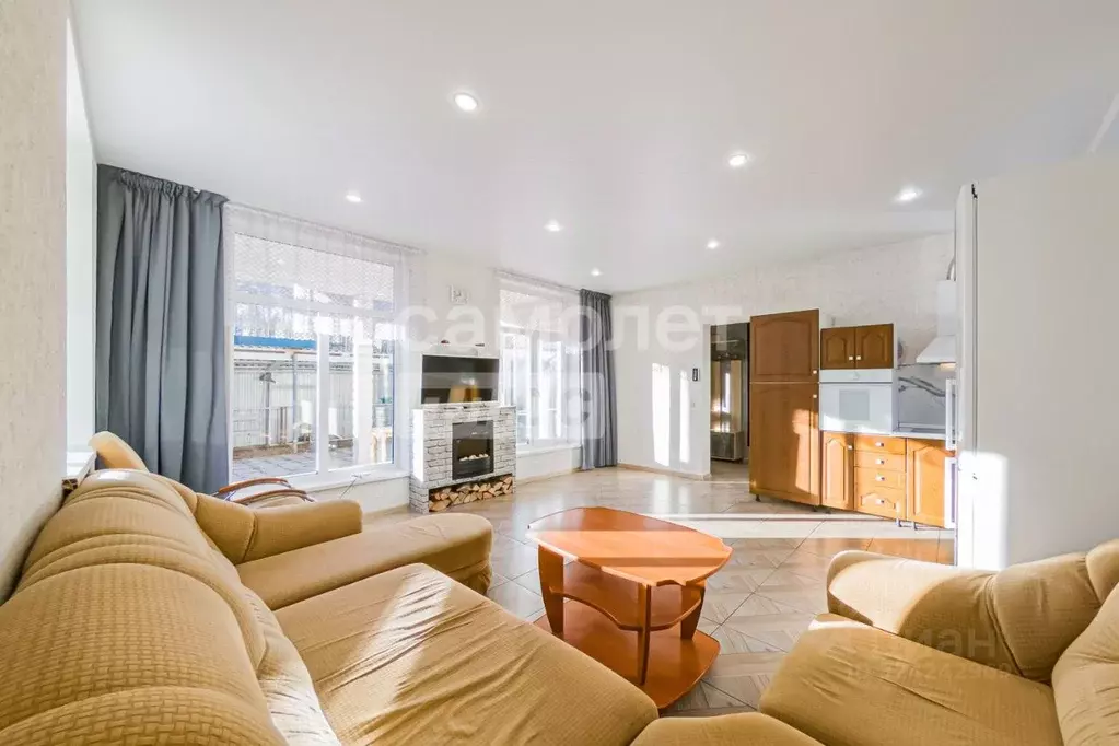 Дом в Свердловская область, Верхняя Пышма городской округ, пос. ... - Фото 1