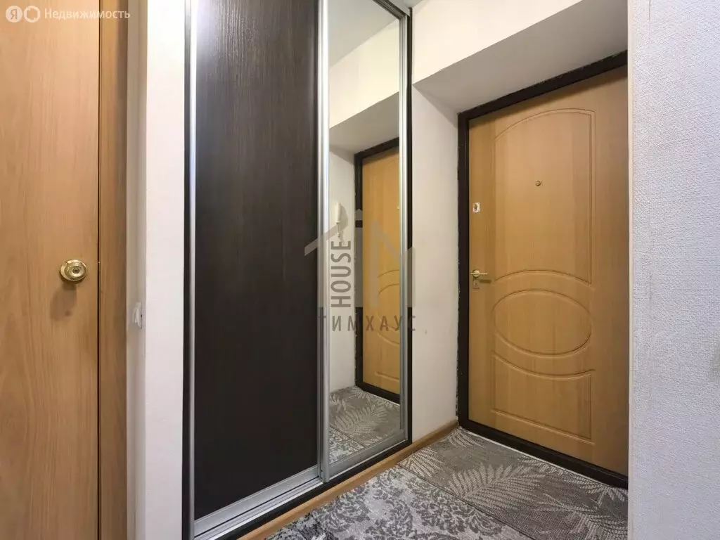 1-комнатная квартира: Омск, Светловская улица, 10 (28.5 м) - Фото 1