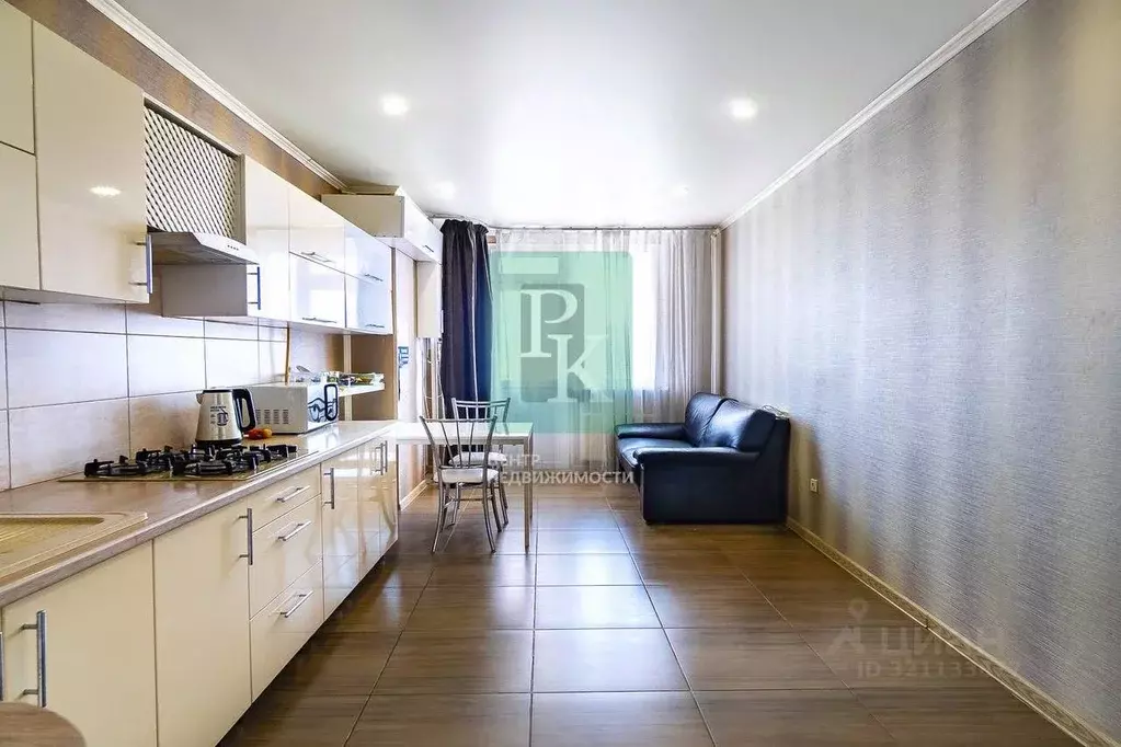 1-к кв. Севастополь ул. Адмирала Фадеева, 30 (57.0 м) - Фото 1