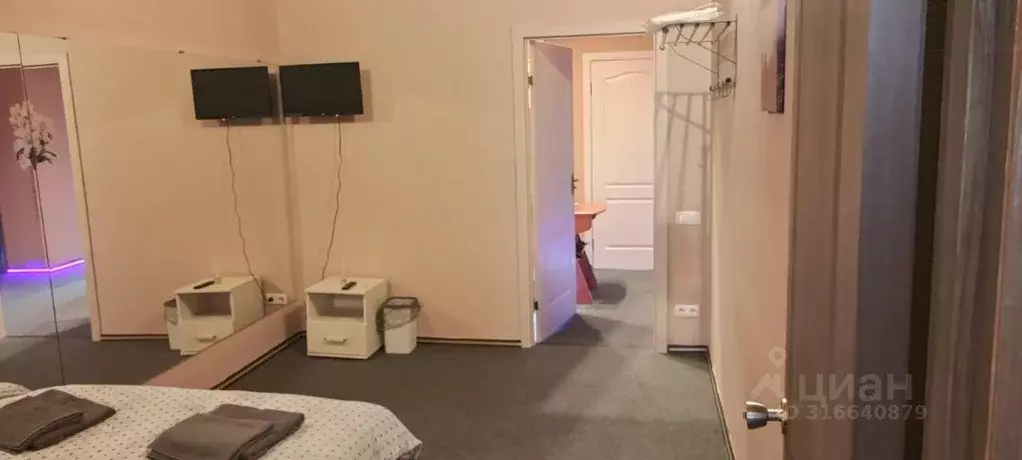 Комната Санкт-Петербург Итальянская ул., 12Е (24.0 м) - Фото 1