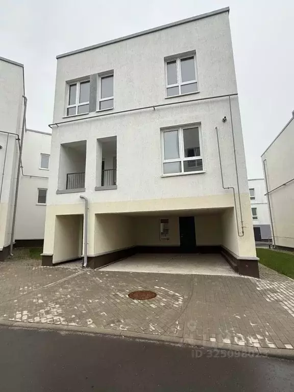 Таунхаус в Московская область, Химки городской округ, д. ... - Фото 1