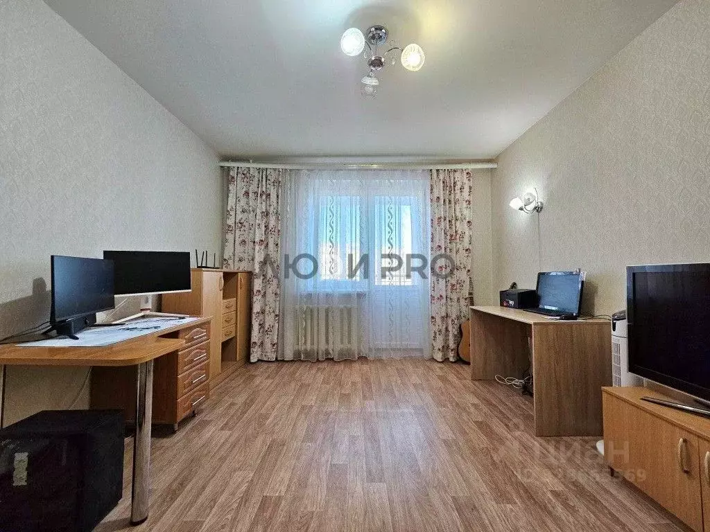 1-к кв. Кировская область, Киров Солнечная ул., 55 (40.0 м) - Фото 1