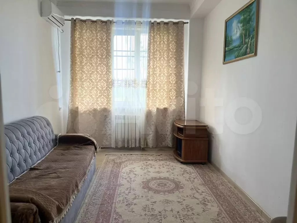 1-к. квартира, 37 м, 1/10 эт. - Фото 0