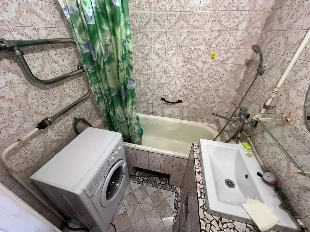 2-к кв. Крым, Феодосия ул. Строительная, 13 (53.7 м) - Фото 1