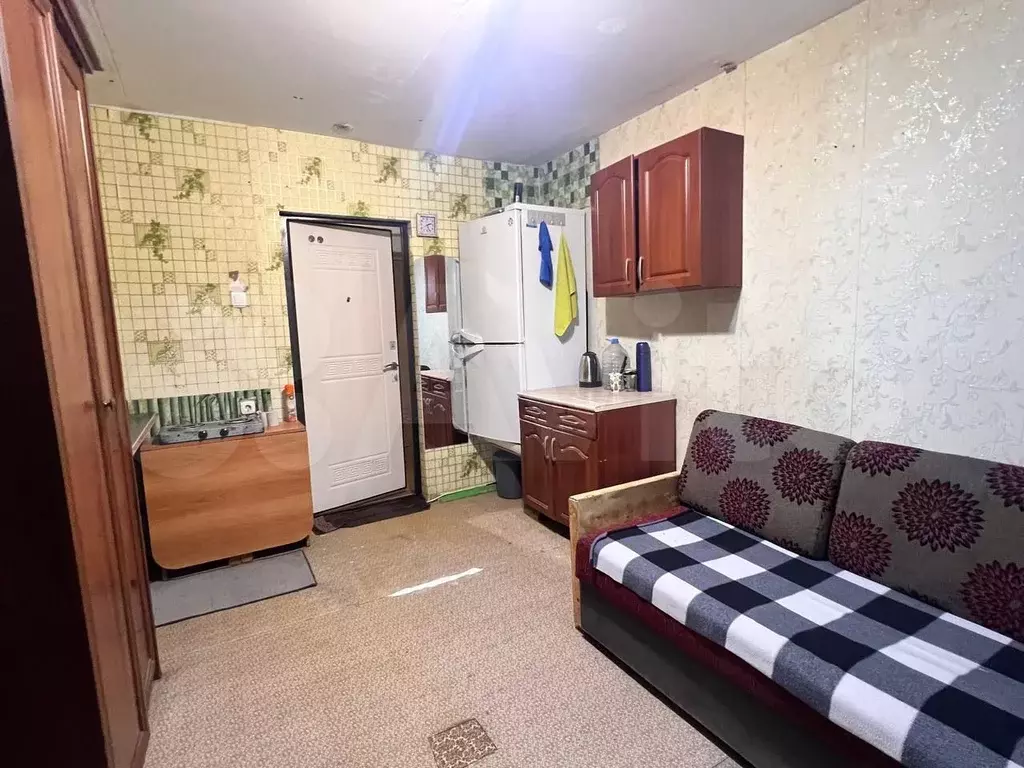Комната 13 м в 5-к., 1/5 эт. - Фото 1
