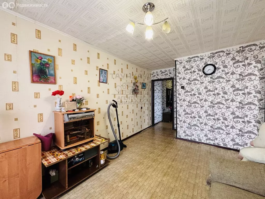 3-комнатная квартира: Нефтекамск, переулок Кувыкина, 3 (51.1 м) - Фото 2
