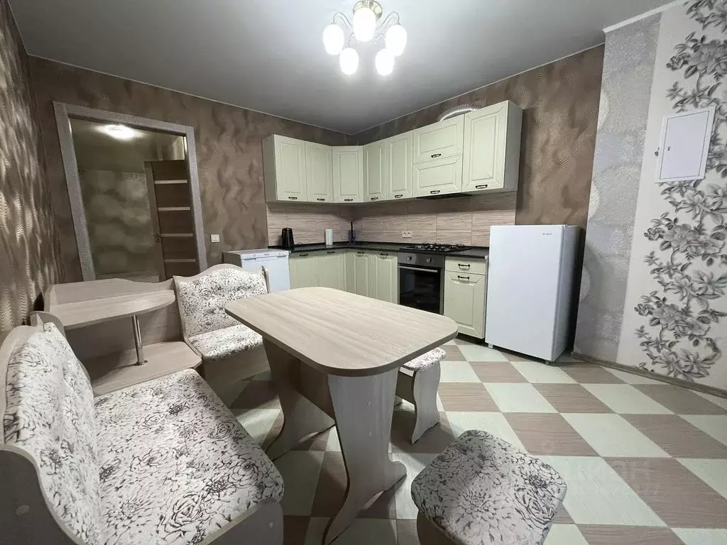 2-к кв. Ивановская область, Иваново ул. Кузнецова, 97А (80.0 м) - Фото 0