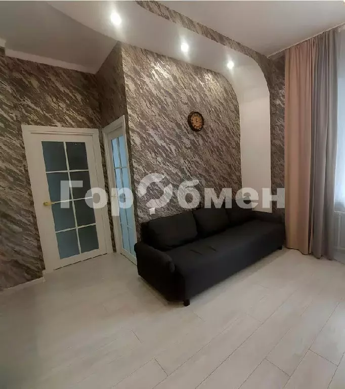 Продается 2-комнатная квартира - Фото 1