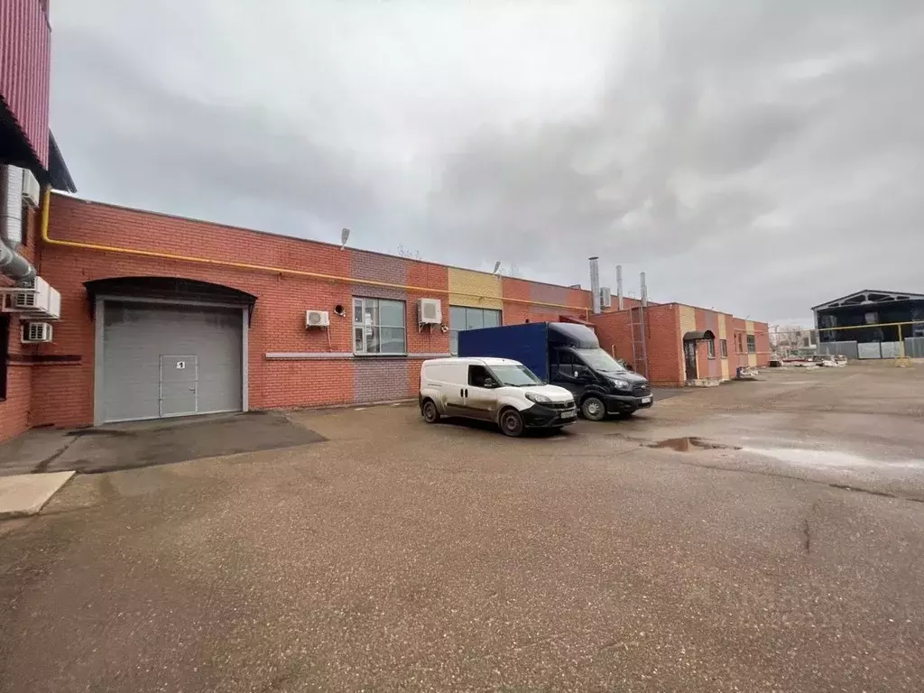 Склад в Татарстан, Казань ул. Аделя Кутуя, 124с2 (2049 м) - Фото 1