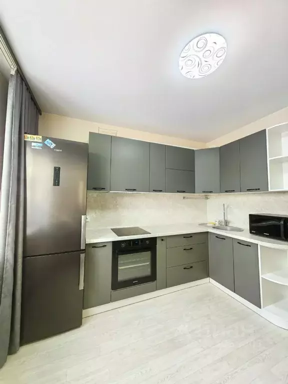 2-к кв. Томская область, Томск ул. Сергея Лазо, 25 (55.0 м) - Фото 2