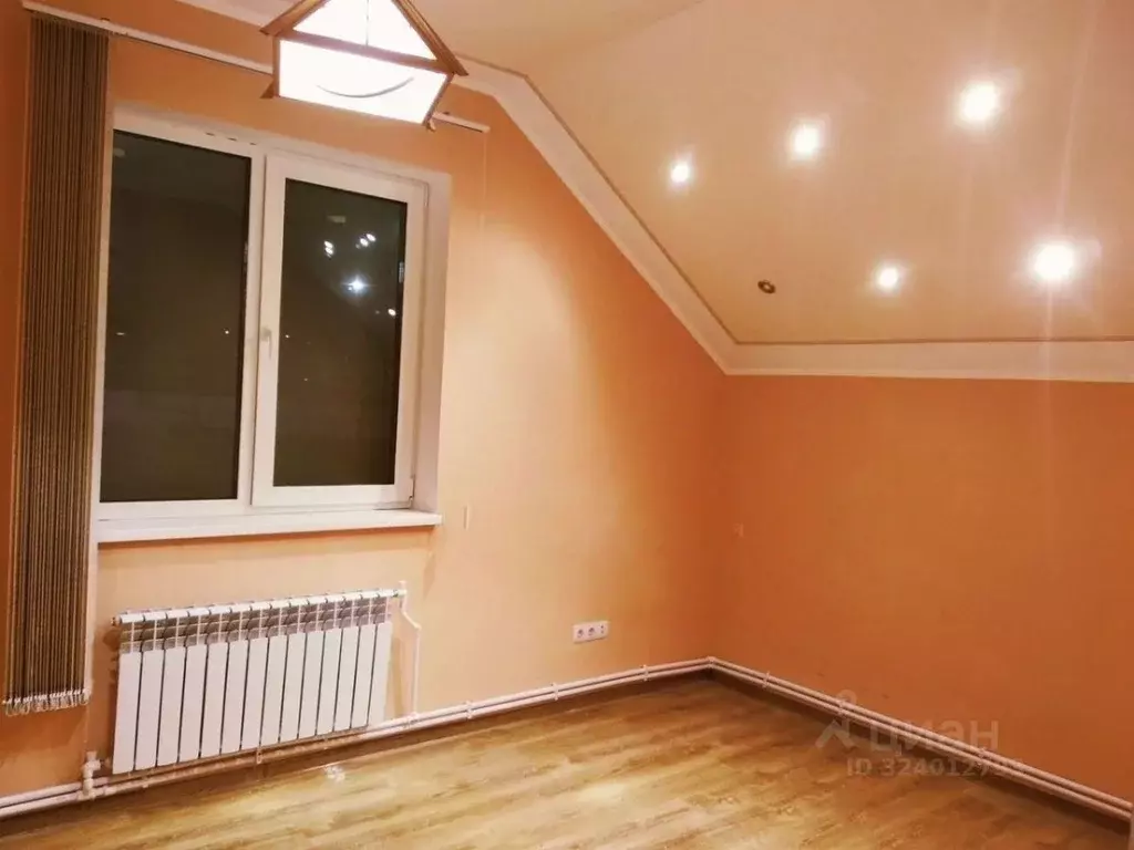 Дом в Крым, Симферопольский район, Добровское с/пос, с. Заречное ул. ... - Фото 2