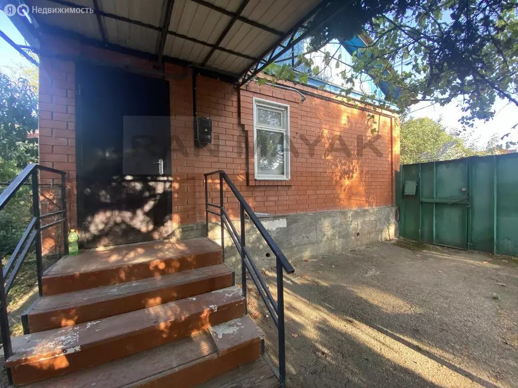 Дом в Майкоп, Комсомольская улица, 296 (30 м) - Фото 1