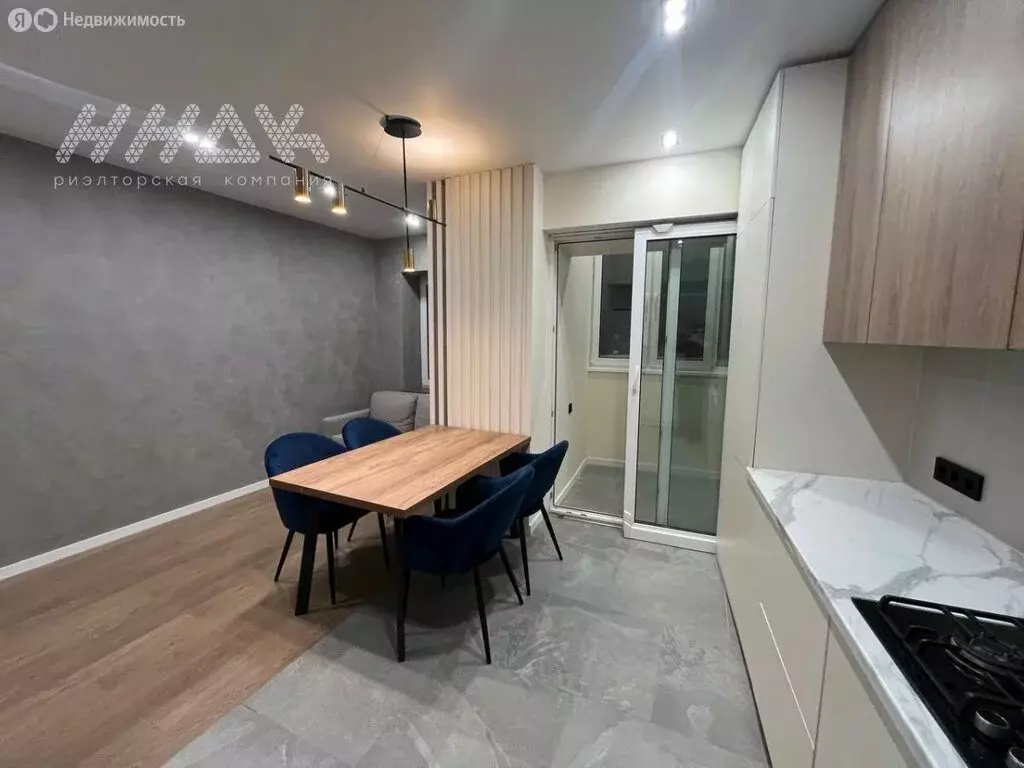 3-комнатная квартира: Нижний Новгород, улица Родионова, 193 (106.5 м) - Фото 2