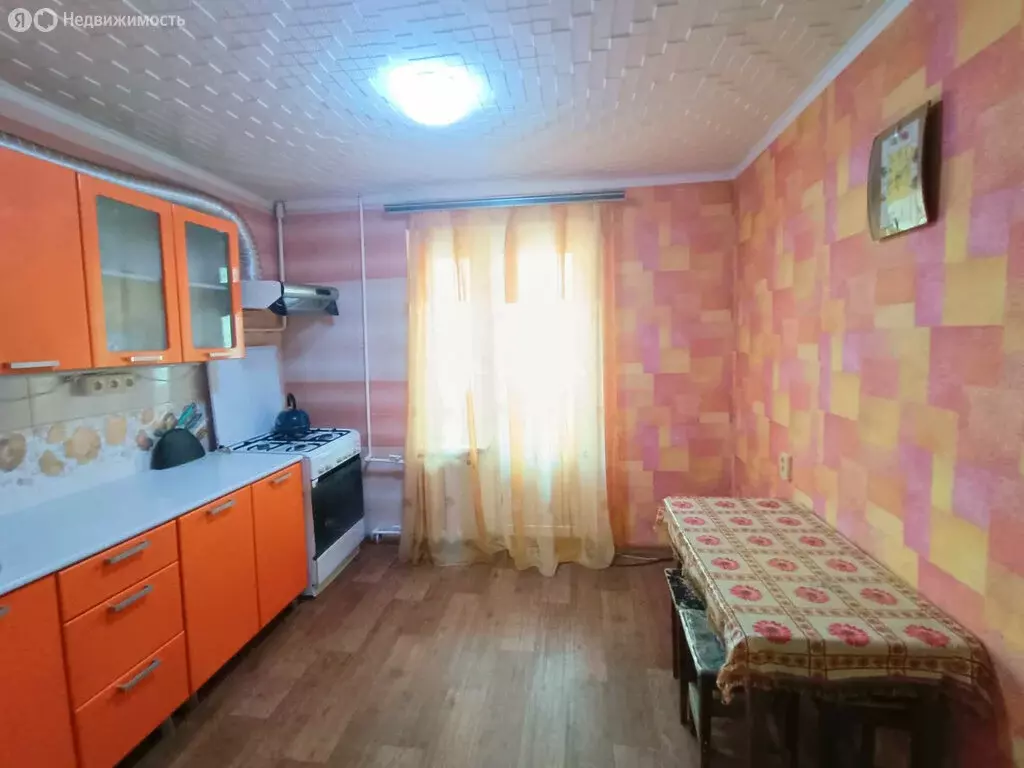2-комнатная квартира: Шахты, улица Хабарова, 12 (56 м) - Фото 1