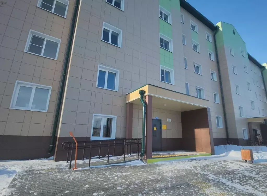 2-к кв. Еврейская автономная область, Смидовичский район, пос. ... - Фото 0