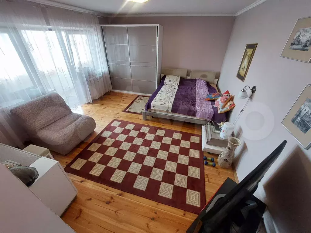 2-к. квартира, 70 м, 1/2 эт. - Фото 0