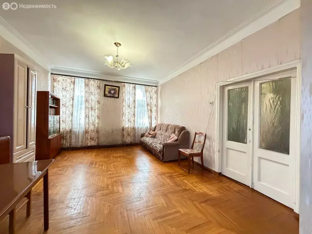 2-комнатная квартира: Нальчик, проспект Ленина, 10 (72.6 м) - Фото 2