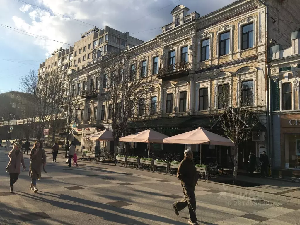 Помещение свободного назначения в Саратовская область, Саратов просп. ... - Фото 1