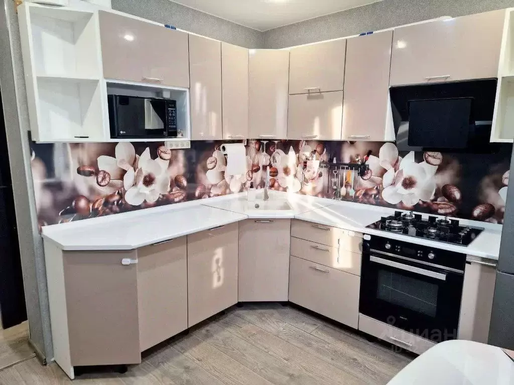 3-к кв. Коми, Усинск ул. Нефтяников, 50 (66.3 м) - Фото 1