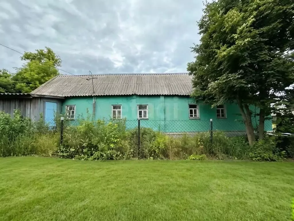 Дом в Белгородская область, Губкинский городской округ, с. Богословка ... - Фото 1