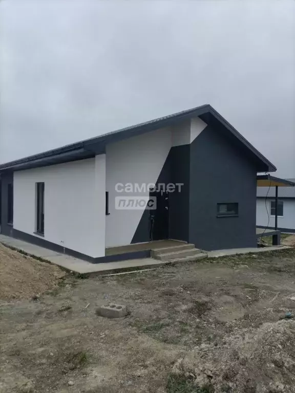 Дом в Краснодарский край, Новороссийск городской округ, Натухаевская ... - Фото 0
