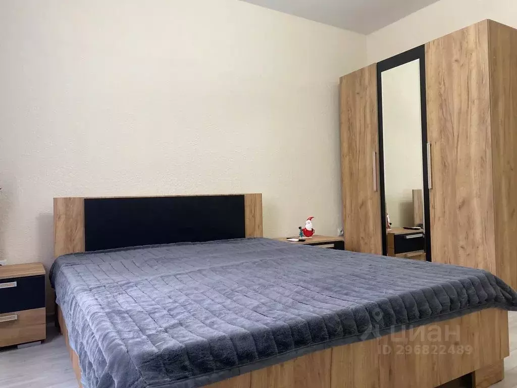1-к кв. Кабардино-Балкария, Майский ул. Ленина, 4/3к1 (33.0 м) - Фото 1